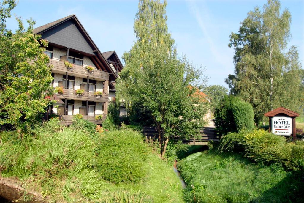 Hotel An Der Ilse Лемго Экстерьер фото